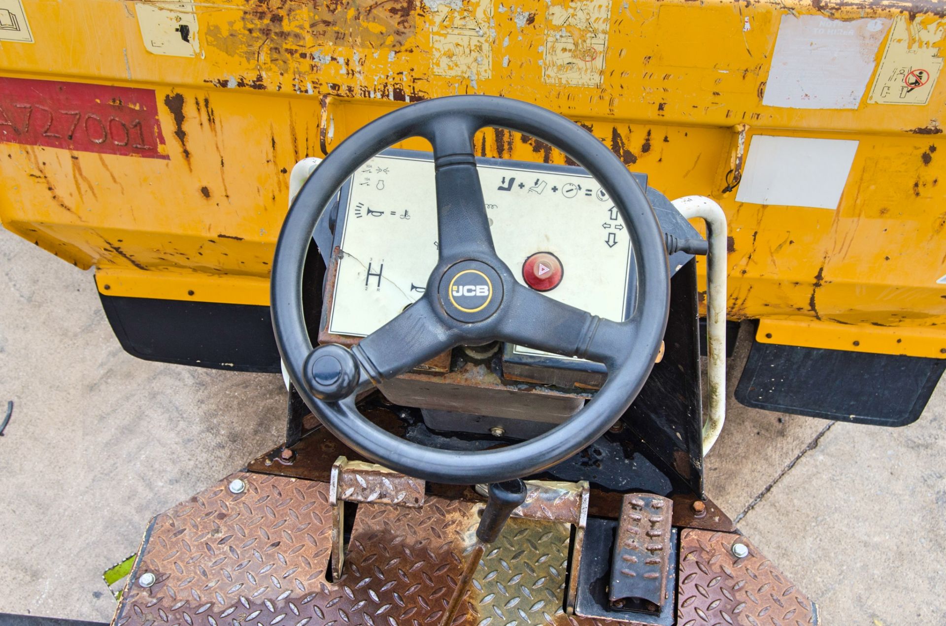 JCB 3 tonne straight skip dumper Year: 2016 S/N: EGGRE9906 Recorded Hours: 1179 A727001 - Image 18 of 22