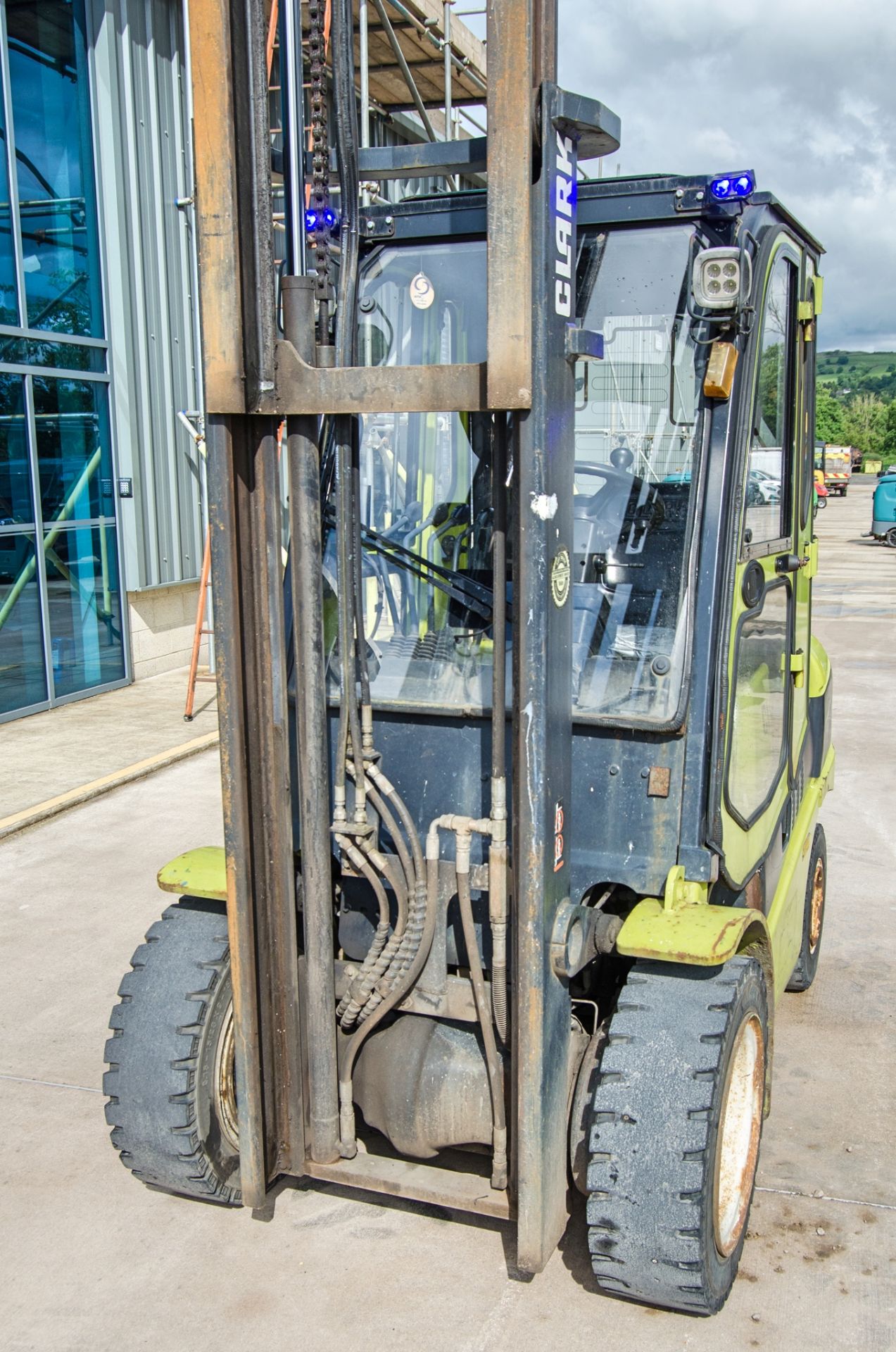 Clark C30D 3 tonne diesel fork lift truck Year: 2015 S/N: 8296 Recorded Hours: 5749 N707473 - Image 11 of 23