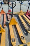 Hand hydraulic pallet truck ECH24997