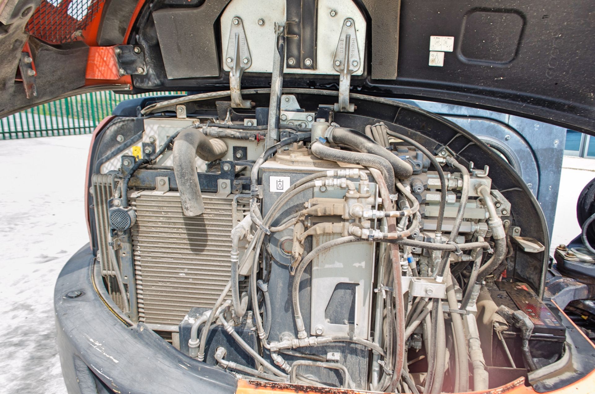 Kubota U55-4 5.5 tonne rubber tracked excavator Year: 2014 S/N: 52375 Recorded Hours: 3768 blade, - Image 27 of 28