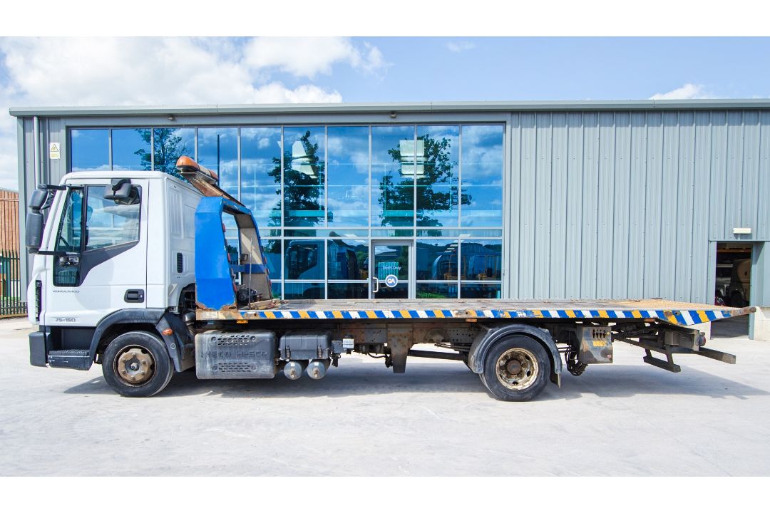 Iveco Eurocargo 75E 16S 7.5 tonne recovery lorry Registration Number: LX18 PVF Date of Registration: - Image 7 of 29