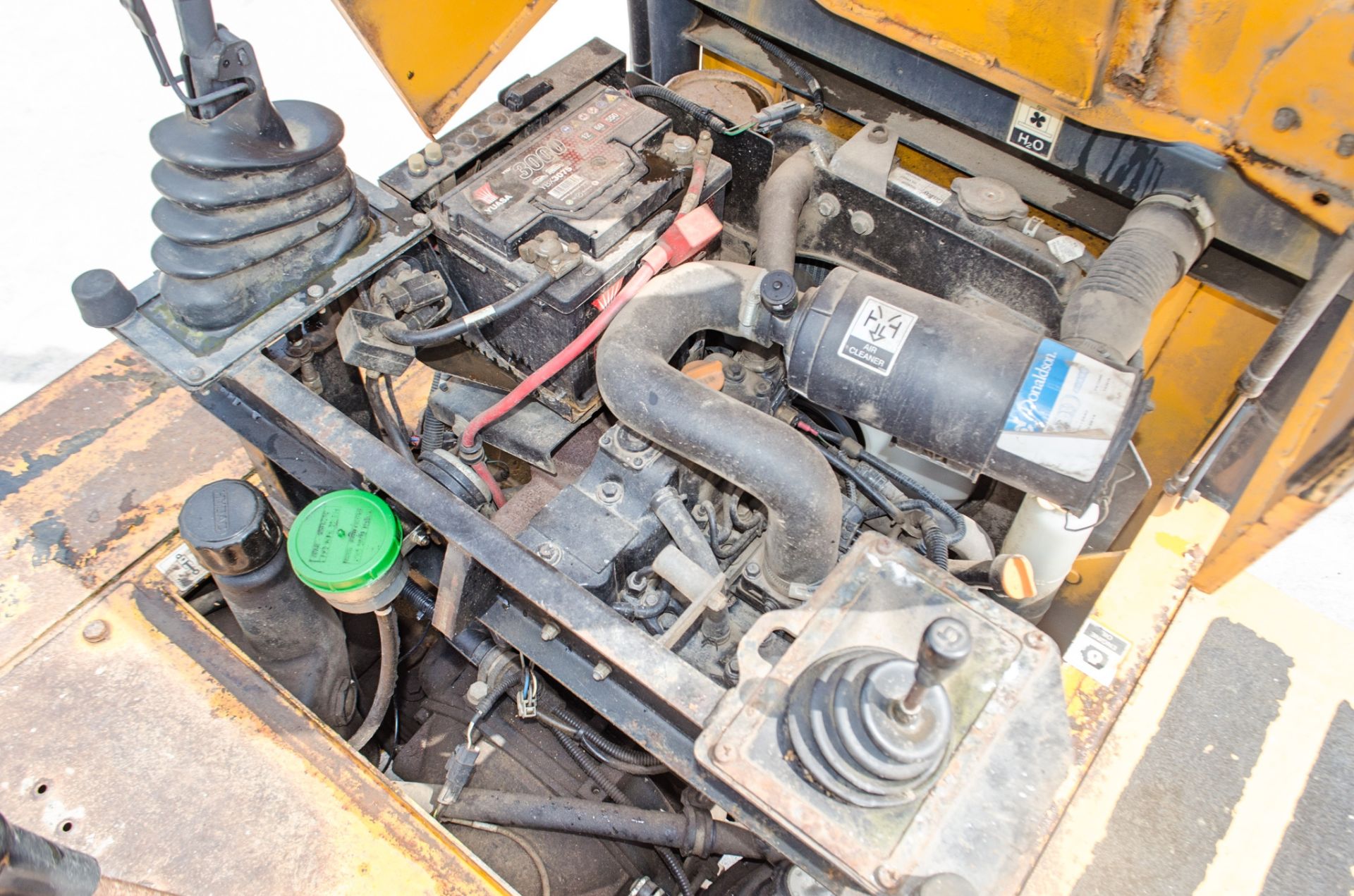 Thwaites 3 tonne swivel skip dumper Year: 2012 S/N: 208C380 Recorded Hours: 2215 18374 - Image 21 of 22