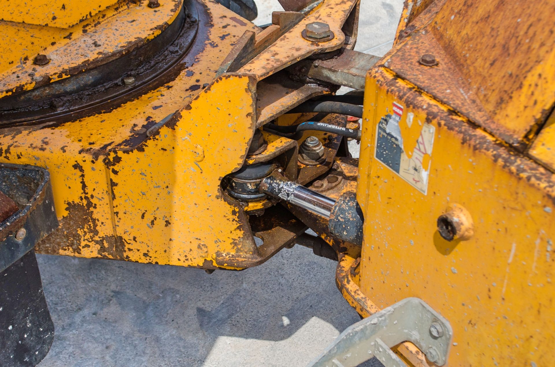 Thwaites 3 tonne swivel skip dumper Year: 2012 S/N: 208C380 Recorded Hours: 2215 18374 - Image 13 of 22