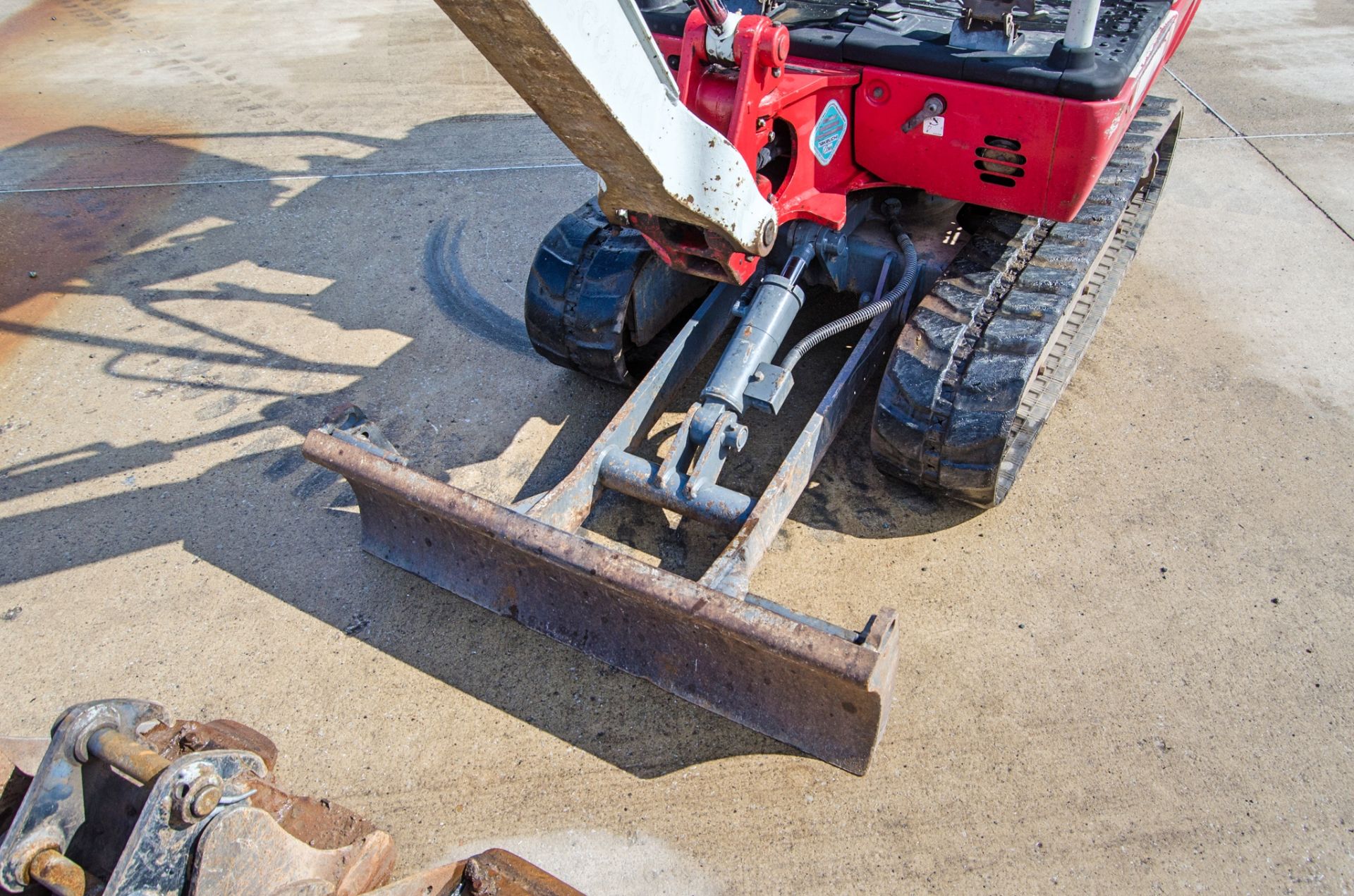 Takeuchi TB216 1.6 tonne rubber tracked mini excavator Year: 2021 S/N: 216018237 Recorded Hours: - Image 14 of 37
