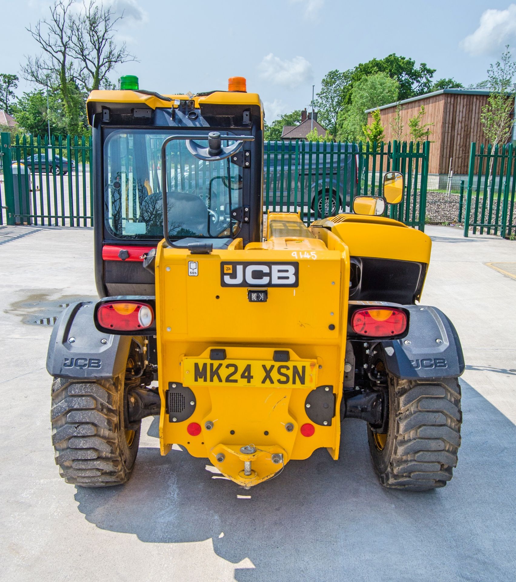 JCB 525-60 Hi-Viz Stage V 6 metre telescopic handler Year: 2024 S/N: 3328455 Recorded Hours: 920 c/w - Image 6 of 26
