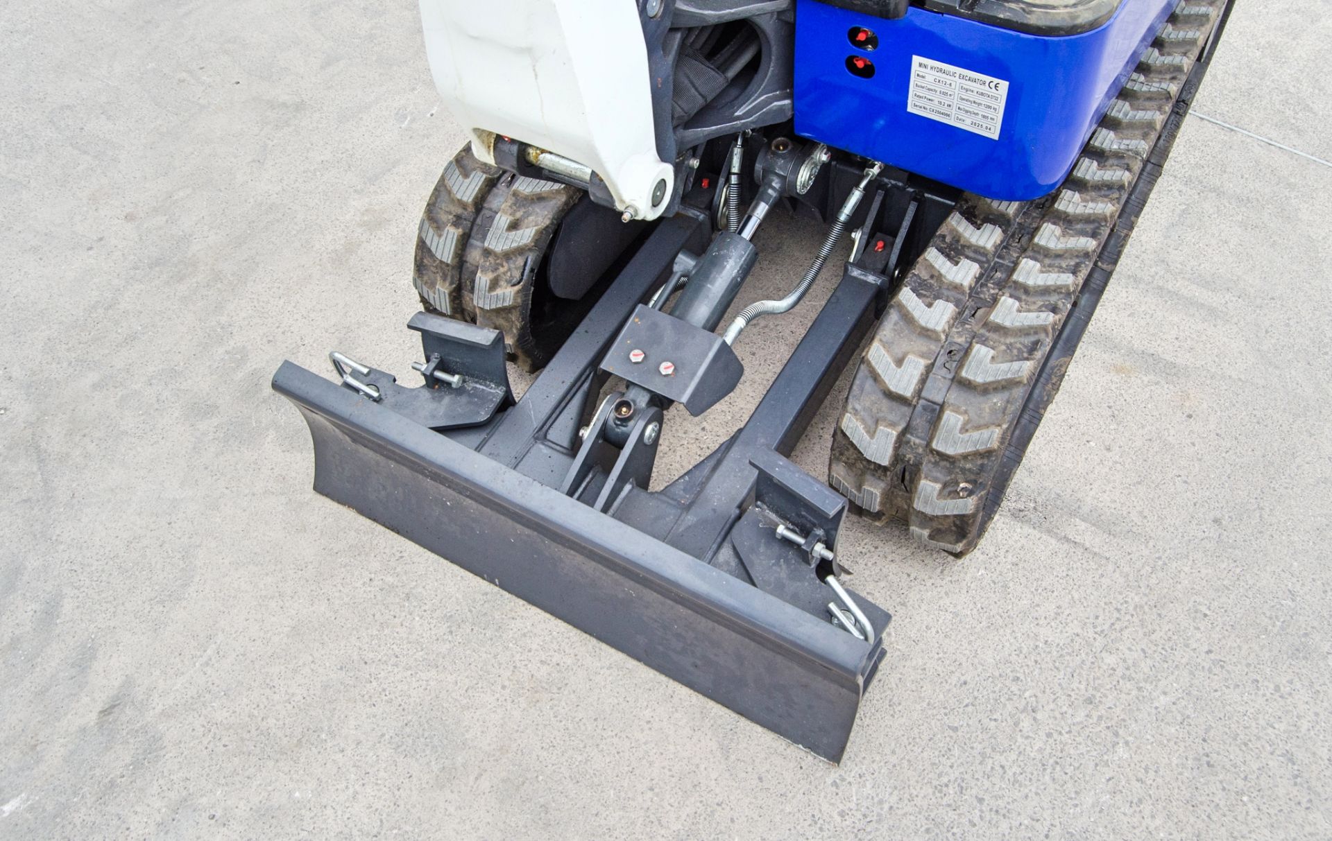 EX 1.2 1.2 tonne rubber tracked mini excavator Year: 2025 S/N: CX2504005 blade, piped, expanding - Image 13 of 28