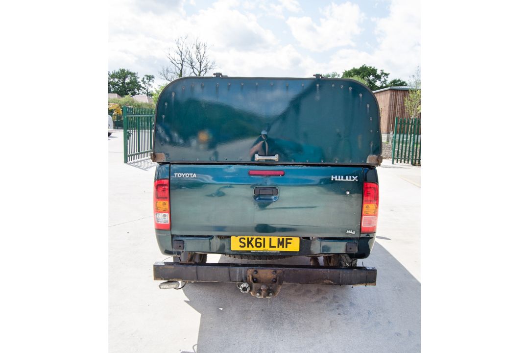 Toyota Hilux HL2 D-4D 2494cc diesel 5 speed manual 4 wheel drive double cab pick up Registration - Image 6 of 32