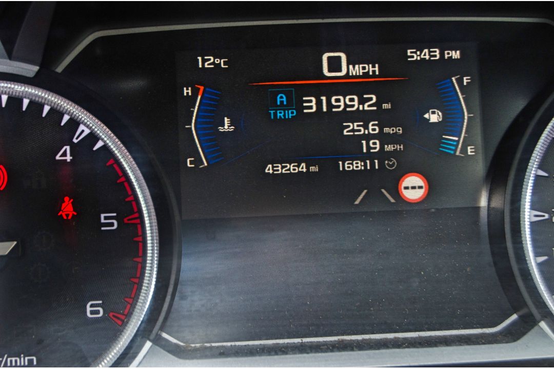 Isuzu D-Max V-Cross 1898cc diesel 6 speed manual double cab pick up Registration Number: SL72 URY - Image 28 of 33