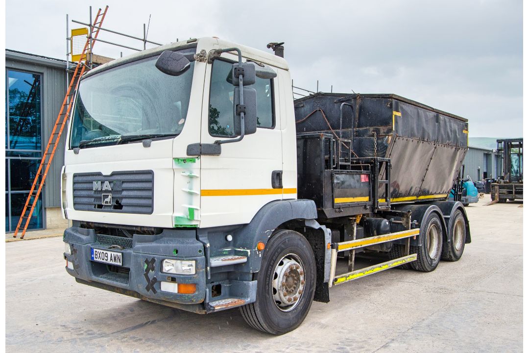 MAN 26 tonne 6870cc diesel Phoenix hot box Registration Number: BX09 AWN Date of Registration: 01/ - Image 1 of 34