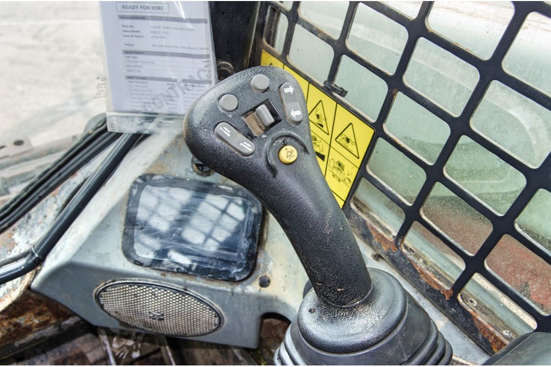 Bobcat S550 skid steer loader Year: 2016 S/N: B3GY11045 Recorded Hours: 1136 A715435 - Image 17 of 22