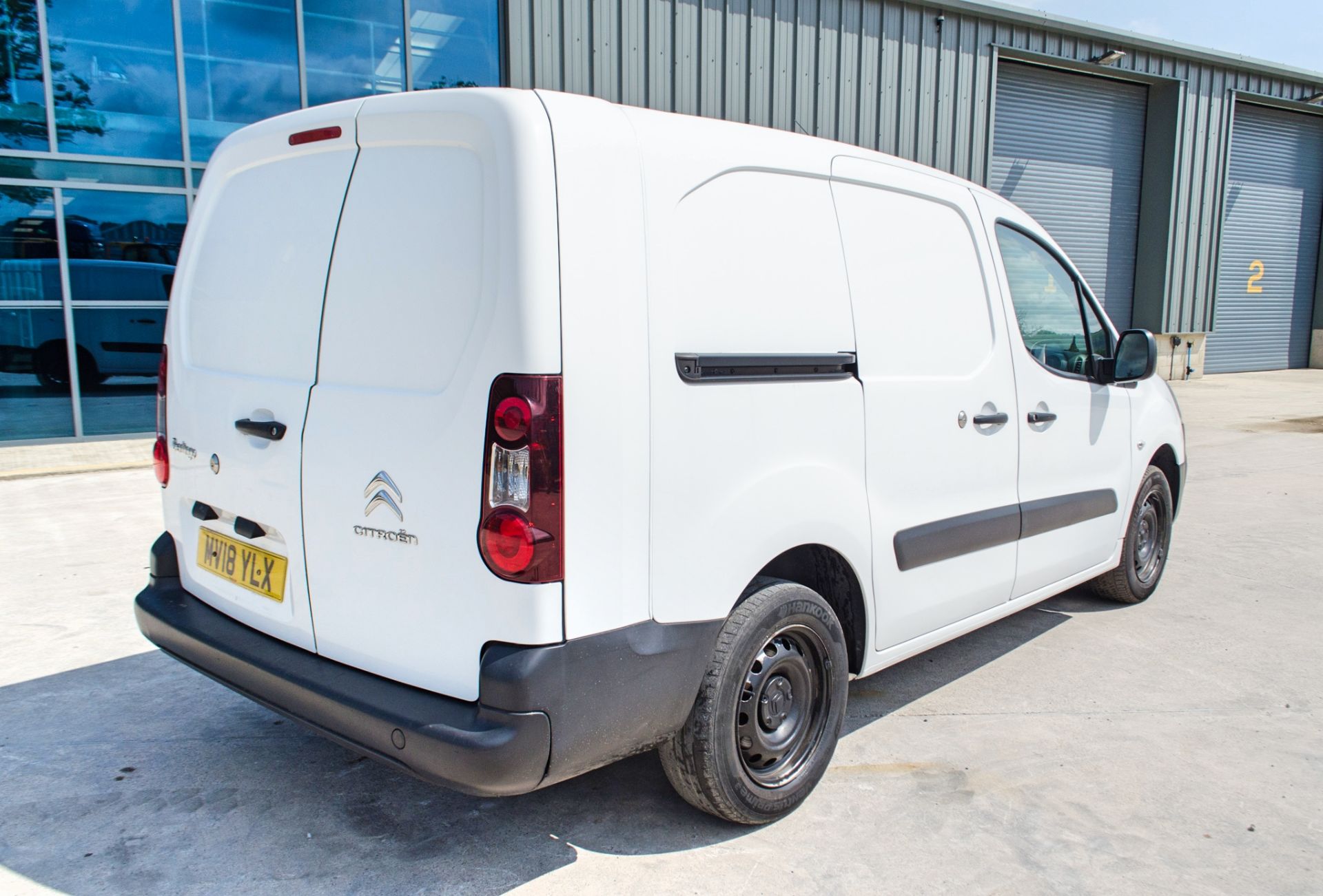 Citroen Berlingo 750 LX 1560cc HDi 5 speed manual panel van Registration Number: MV18 YLX Date of - Image 4 of 25