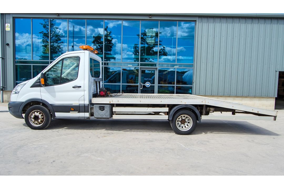Ford Transit Tourneo Custom 320 TDCi 1995cc beaver tail car transporter Registration Number: HD19 - Image 7 of 30