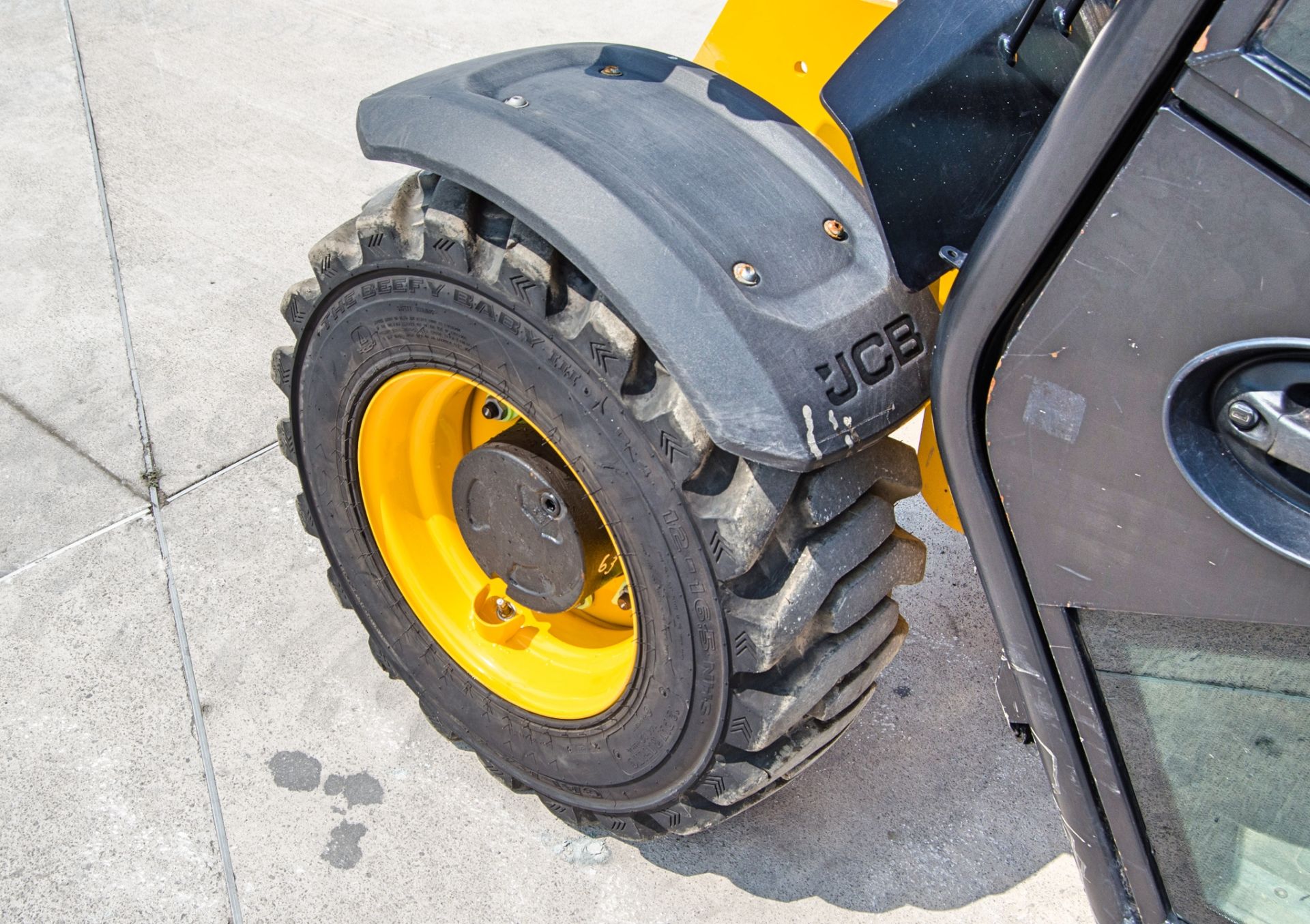 JCB 525-60 Hi-Viz Stage V 6 metre telescopic handler Year: 2024 S/N: 3327922 Recorded Hours: 1153 - Image 13 of 26
