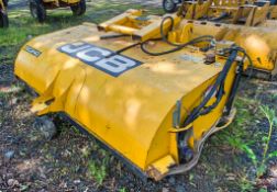 JCB SC240 hydraulic sweeper Year: 2019 S/N: BO140748 2882