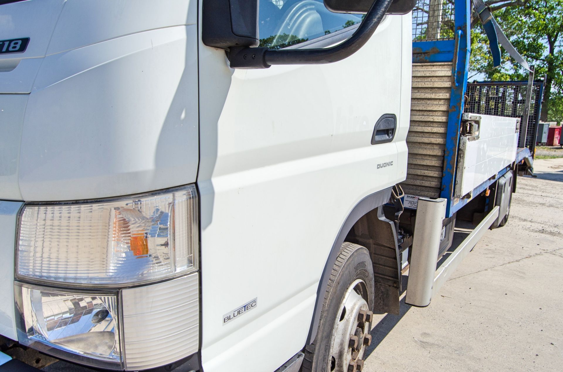 Mitsubishi Fuso Canter 7C18 7.5 tonne 2998cc diesel automatic beaver tail plant lorry Registration - Image 10 of 26