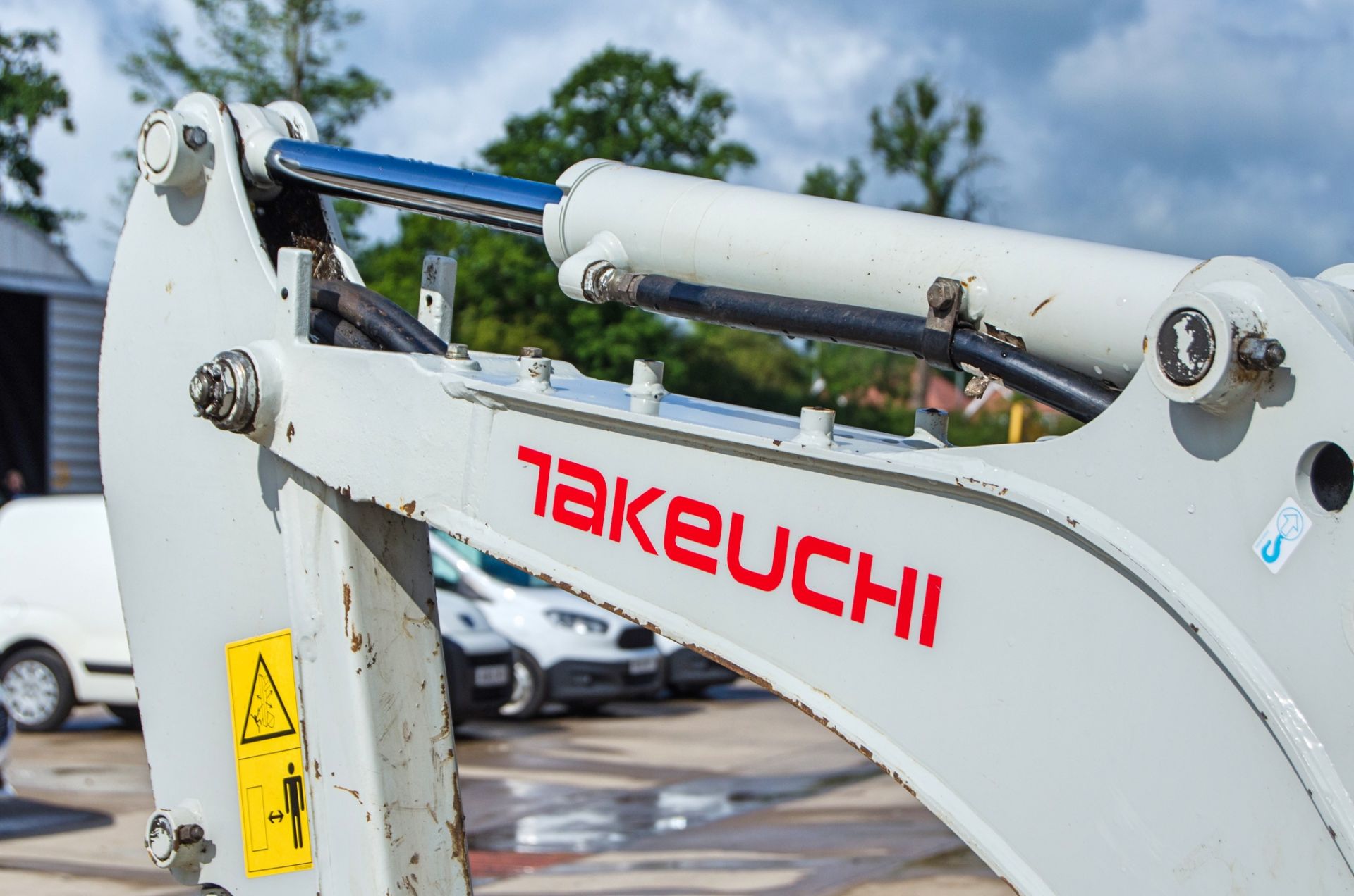 Takeuchi TB216 1.6 tonne rubber tracked mini excavator Year: 2021 S/N: 216018237 Recorded Hours: - Image 17 of 37