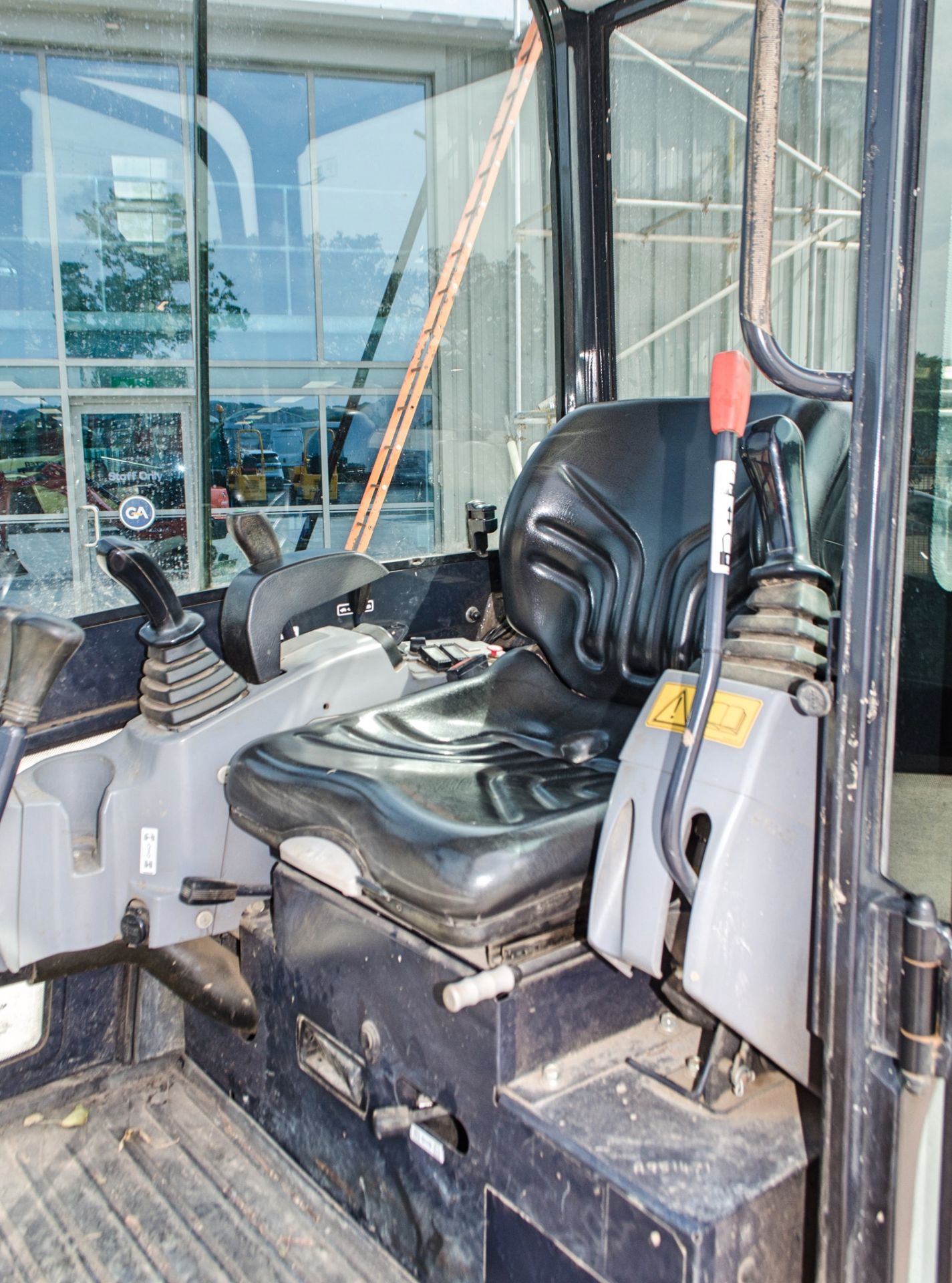 Kubota KX016-4 1.6 tonne rubber tracked excavator Year: 2018 S/N: 62838 Recorded Hours: 869 piped, - Image 23 of 28