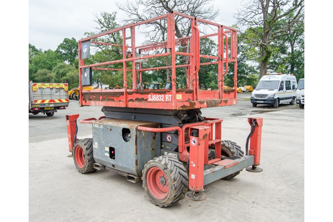 Skyjack SJ6832RT diesel driven scissor lift access platform Year: 2016 S/N: 37007663 Recorded Hours: - Image 2 of 18
