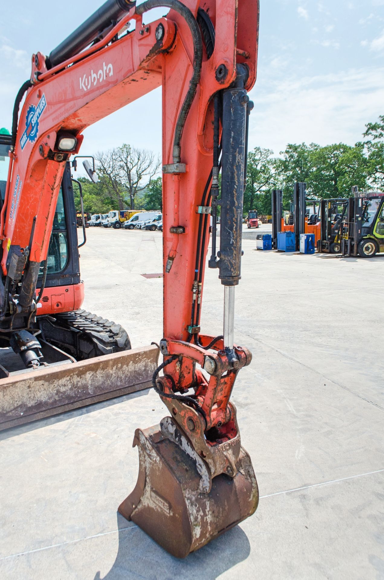 Kubota U55-4 5.5 tonne rubber tracked excavator Year: 2014 S/N: 52375 Recorded Hours: 3768 blade, - Image 18 of 28