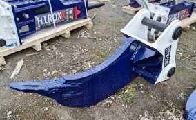 Hirox ripper tooth to suit 13 tonne excavator  Pin diameter: 65mm Pin centres: 390mm Pin width:
