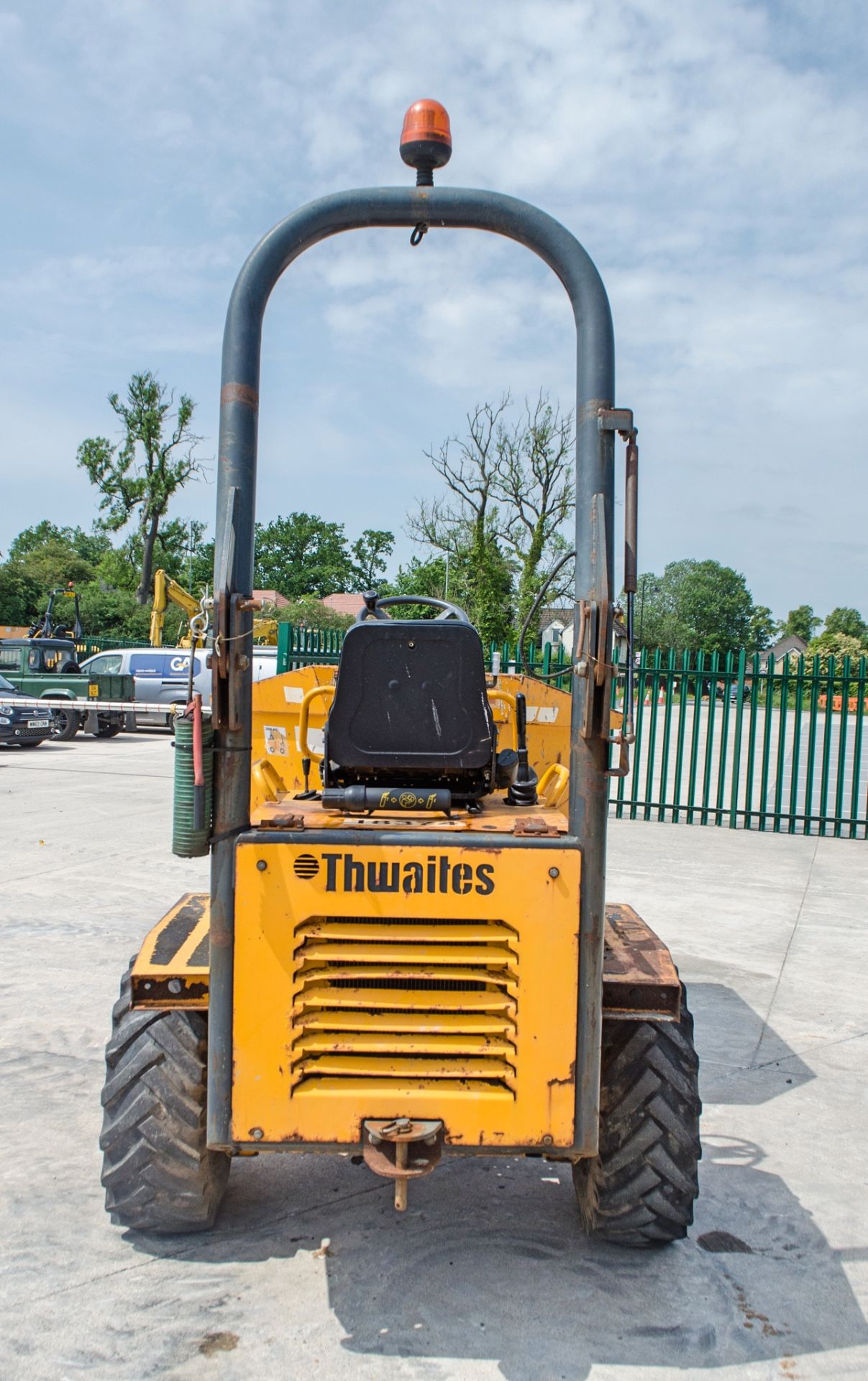 Thwaites 3 tonne swivel skip dumper Year: 2012 S/N: 208C380 Recorded Hours: 2215 18374 - Image 7 of 22