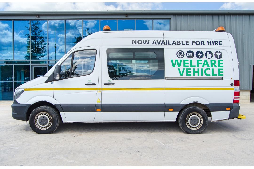 Mercedes Benz Sprinter 313 CDi 2143cc diesel 6 speed manual welfare van Registration Number: DK64 - Image 7 of 33