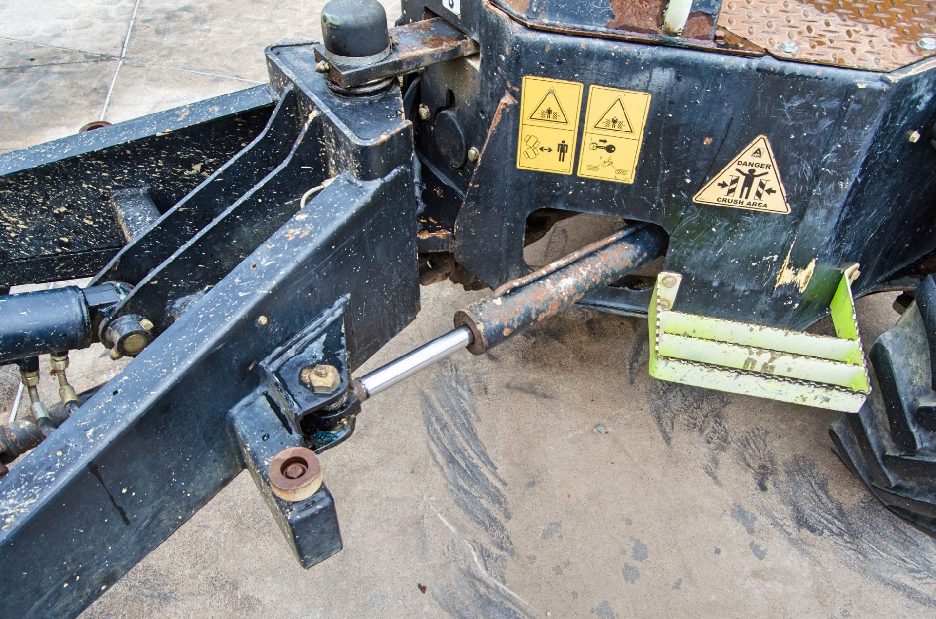 JCB 3 tonne straight skip dumper Year: 2016 S/N: EGGRE9906 Recorded Hours: 1179 A727001 - Image 12 of 22