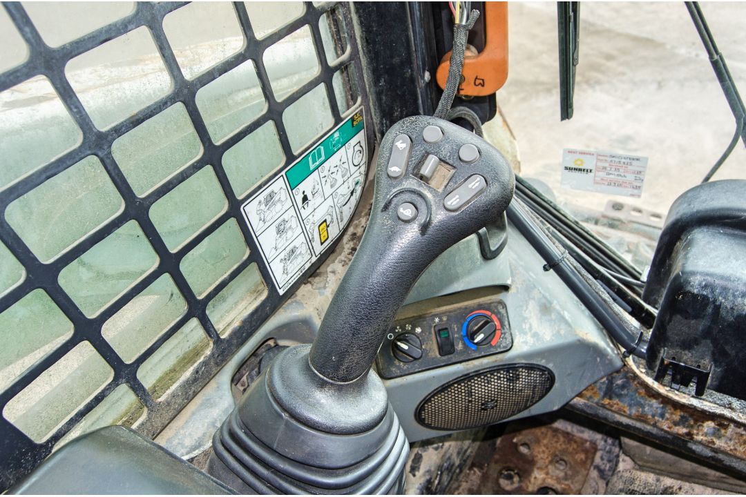 Bobcat S550 skid steer loader Year: 2016 S/N: B3GY11045 Recorded Hours: 1136 A715435 - Image 16 of 22