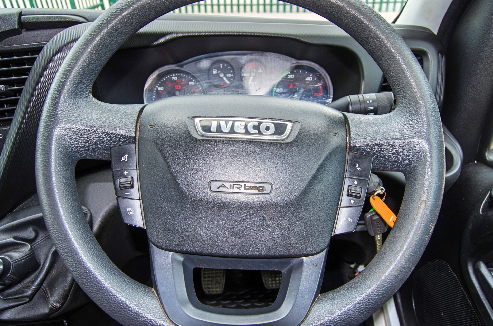 Iveco Daily 35S MWB 2287cc diesel 6 speed manual welfare van Registration Number: PL16 RYV Date of - Image 29 of 36