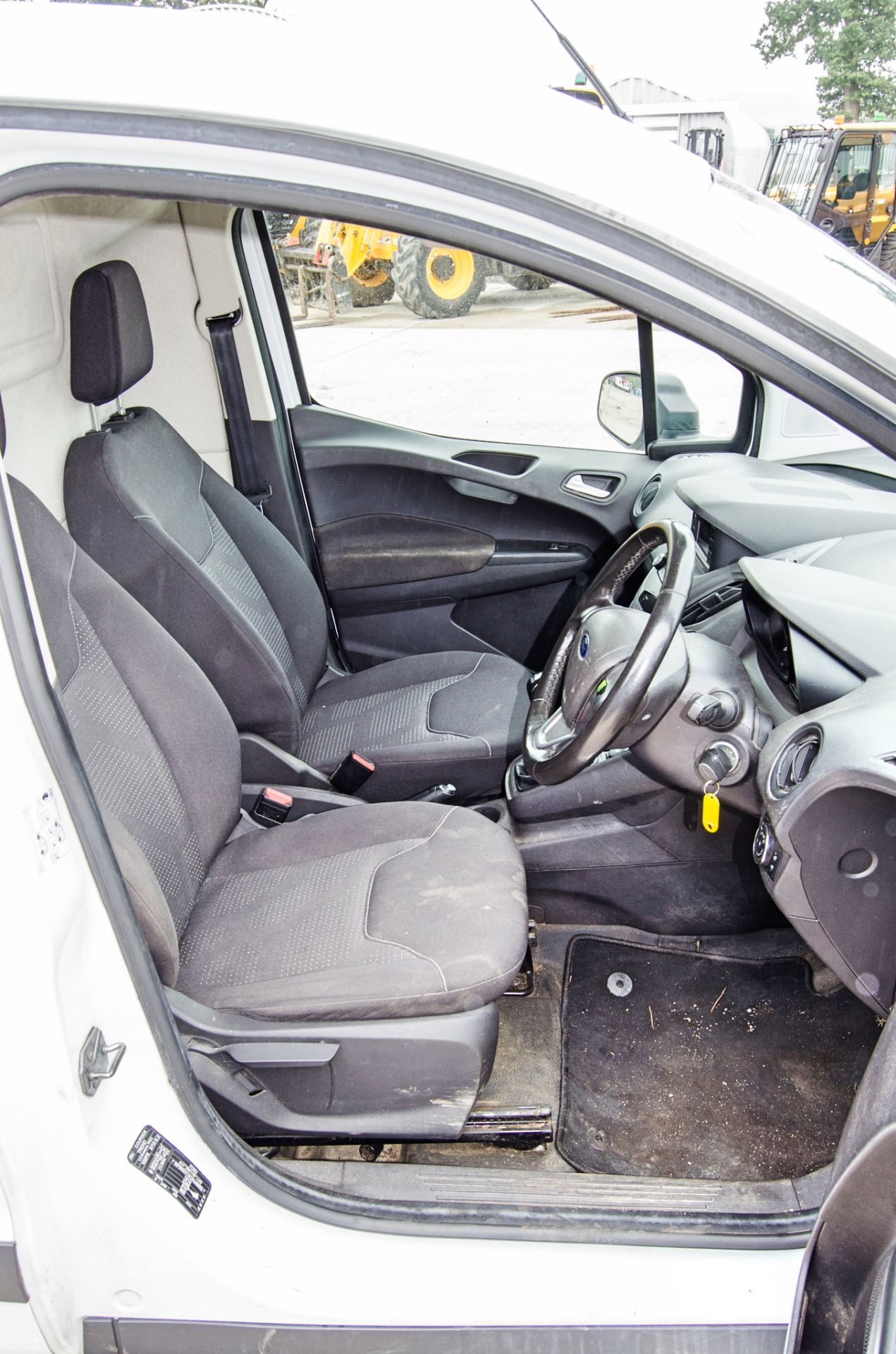 Ford Transit Courier Trend 1499cc TDCi 6 speed manual panel van Registration Number: MK68 ULZ Date - Image 18 of 31