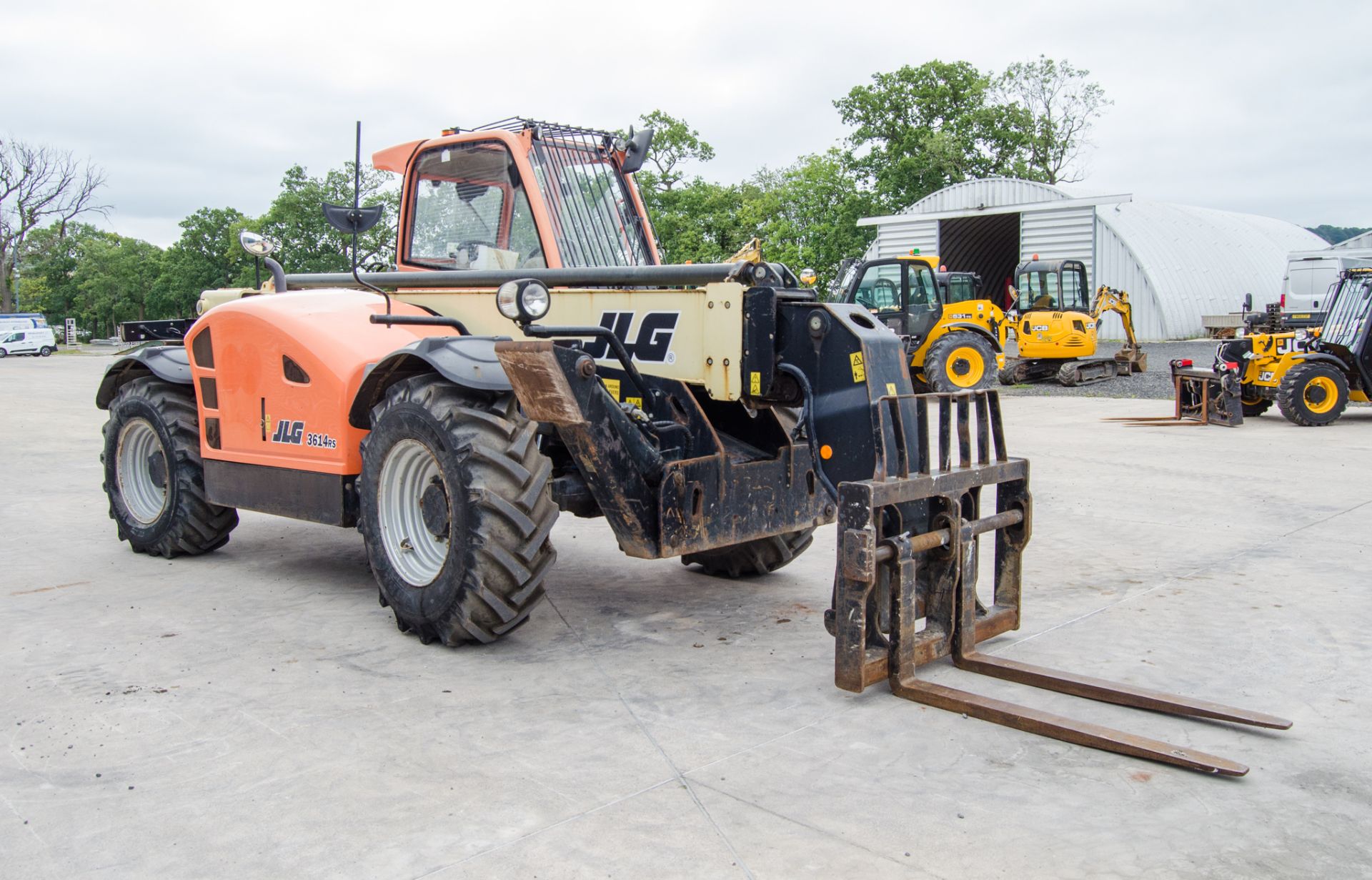 JLG 3614 RS 14 metre telescopic handler Year: 2015 S/N: C60007782 Recorded Hours: 3544 c/w sway - Image 2 of 25