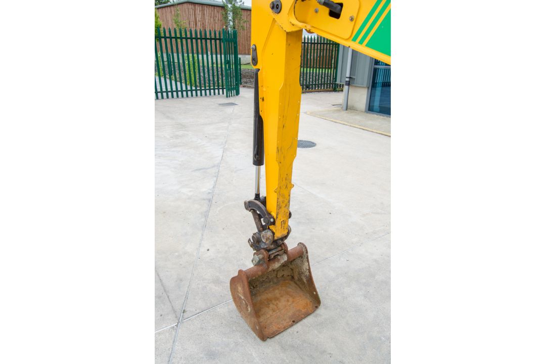 JCB 16 C-1 1.6 tonne rubber tracked mini excavator Year: 2018 S/N: 2492725 Recorded Hours: 158 - Image 14 of 26