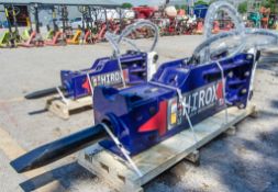 Hirox HRX13-20 hydraulic breaker to suit 13-20 tonne excavator  Pin diameter: 65mm Pin centres: