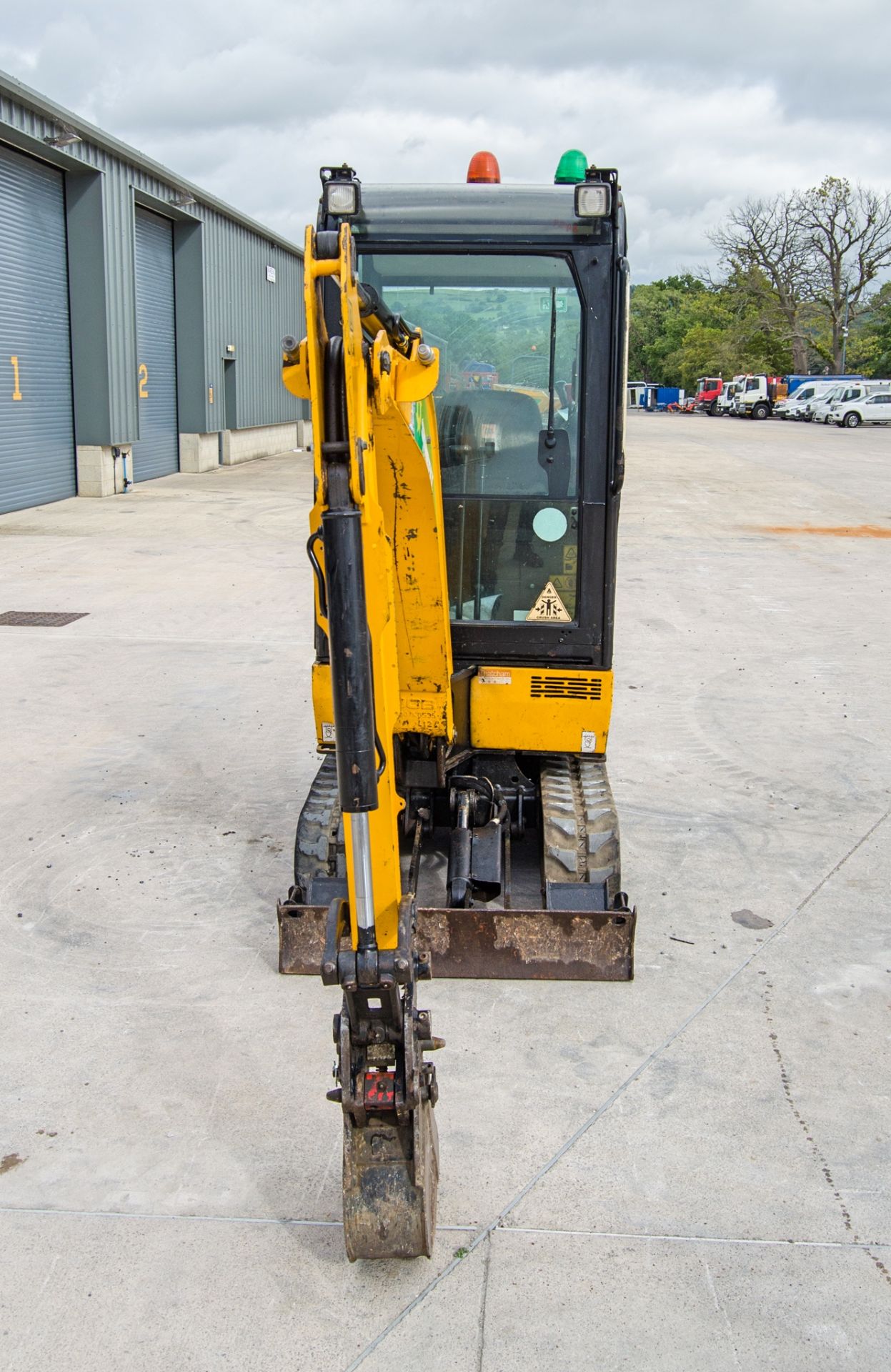 JCB 16 C-1 1.6 tonne rubber tracked mini excavator Year: 2018 S/N: 2492740 Recorded Hours: 1745 - Image 5 of 28