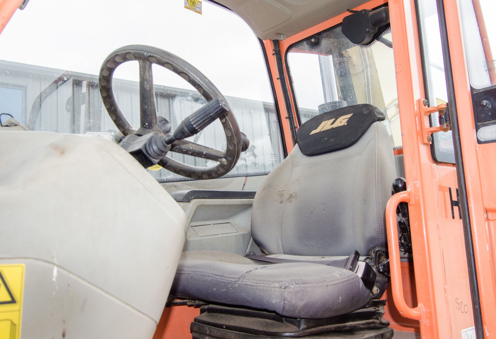 JLG 3614 RS 14 metre telescopic handler Year: 2015 S/N: C60007782 Recorded Hours: 3544 c/w sway - Image 18 of 25