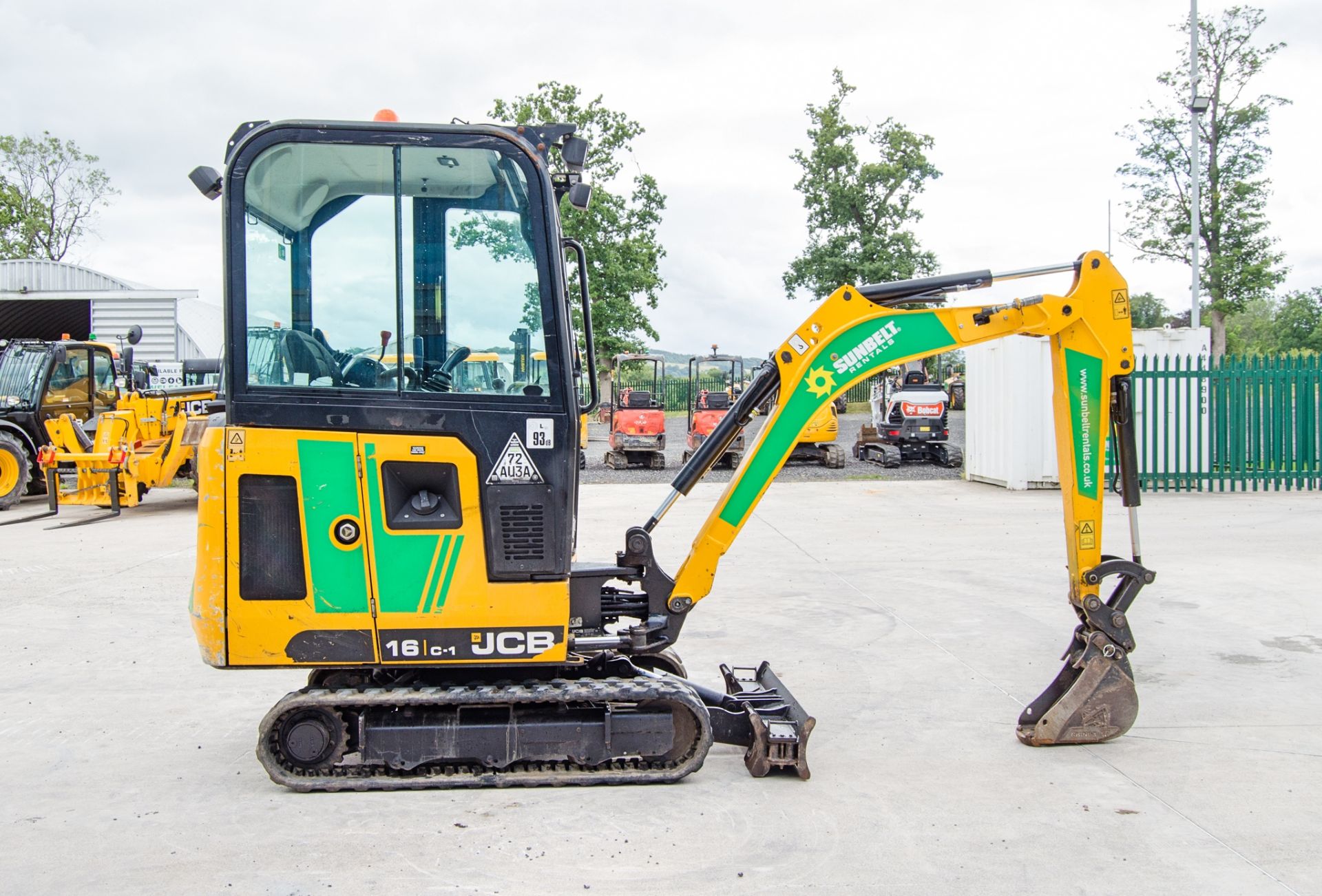JCB 16 C-1 1.6 tonne rubber tracked mini excavator Year: 2018 S/N: 2492740 Recorded Hours: 1745 - Image 8 of 28