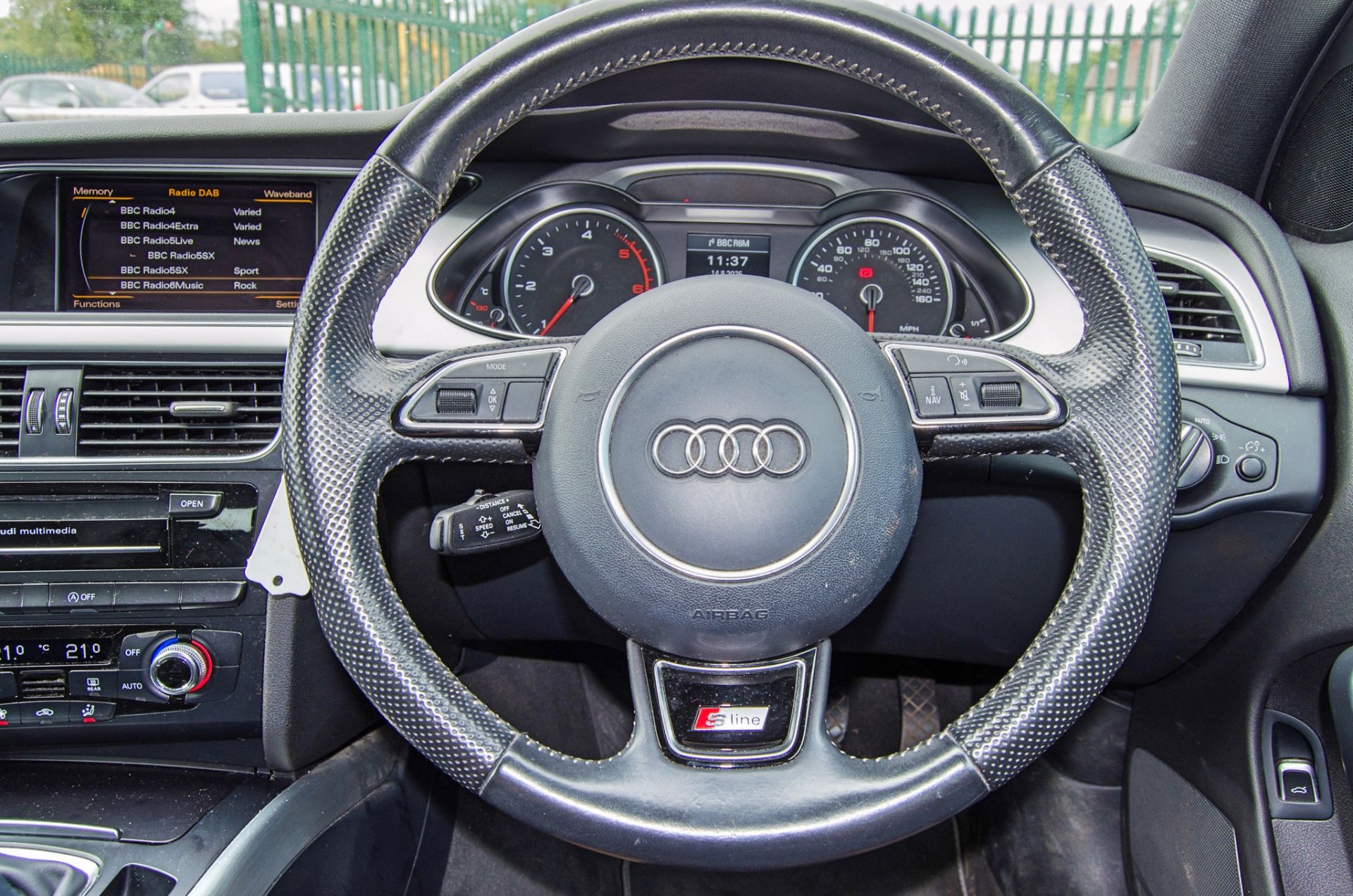 Audi A4 S Line TDi Avant 1968cc diesel 6 speed manual estate car Registration Number: OU65 ZDD - Image 28 of 35