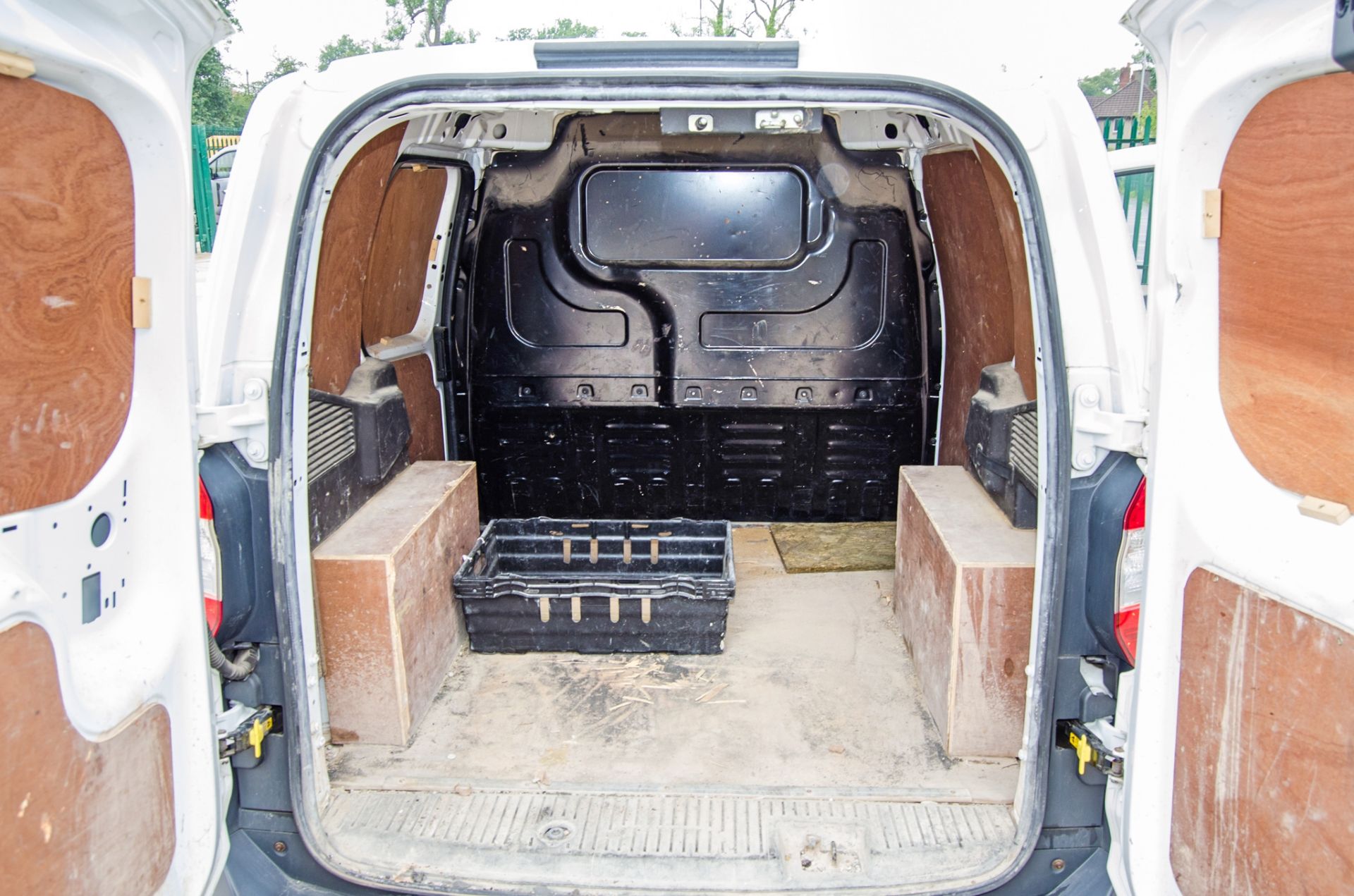 Ford Transit Courier Trend 1499cc TDCi 6 speed manual panel van Registration Number: MK68 ULZ Date - Image 26 of 31