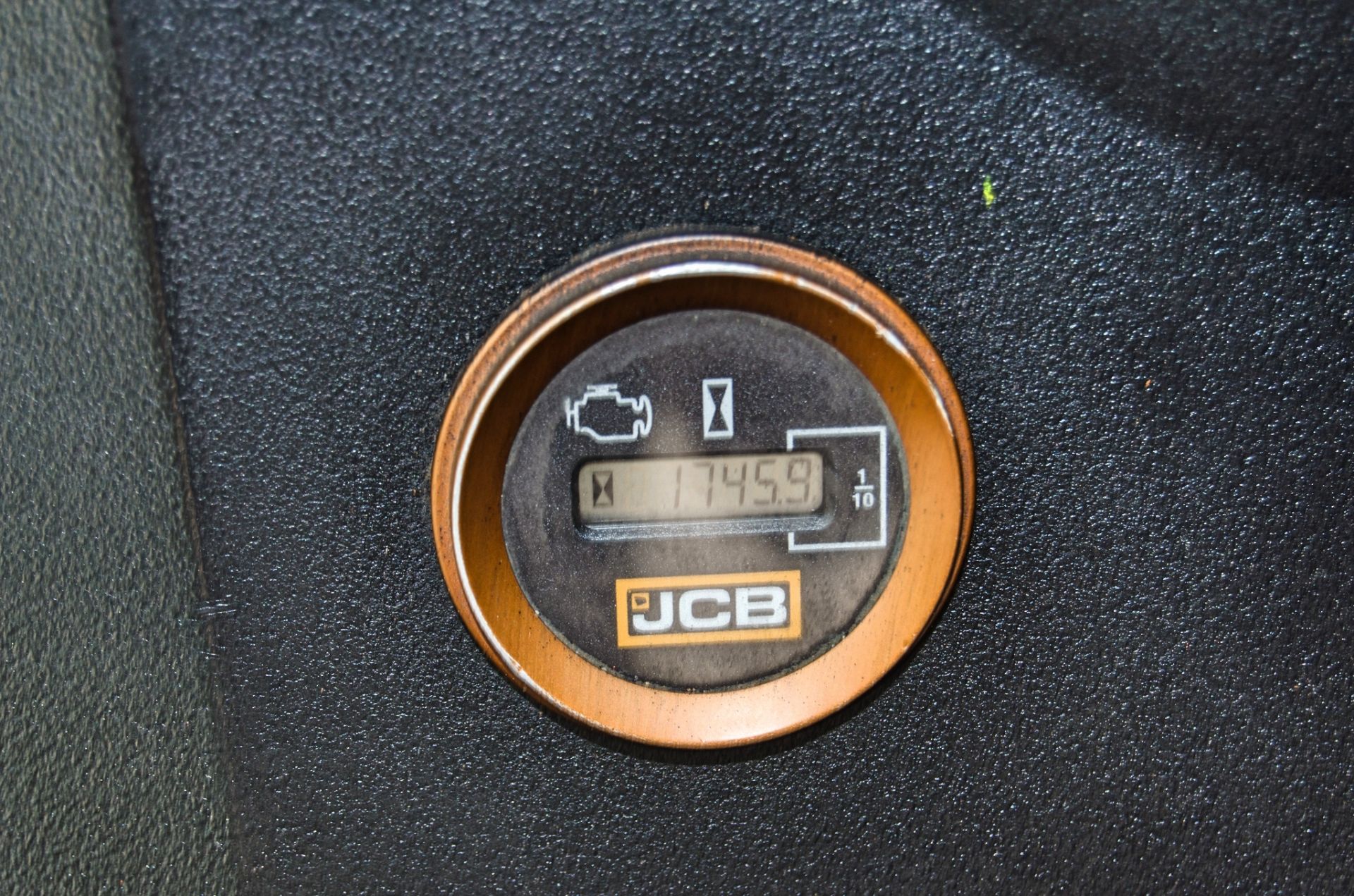 JCB 16 C-1 1.6 tonne rubber tracked mini excavator Year: 2018 S/N: 2492740 Recorded Hours: 1745 - Image 26 of 28