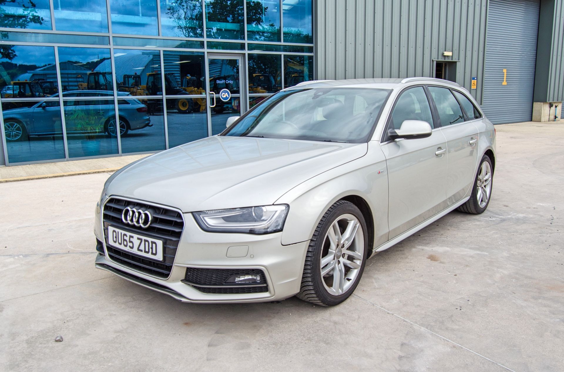 Audi A4 S Line TDi Avant 1968cc diesel 6 speed manual estate car Registration Number: OU65 ZDD