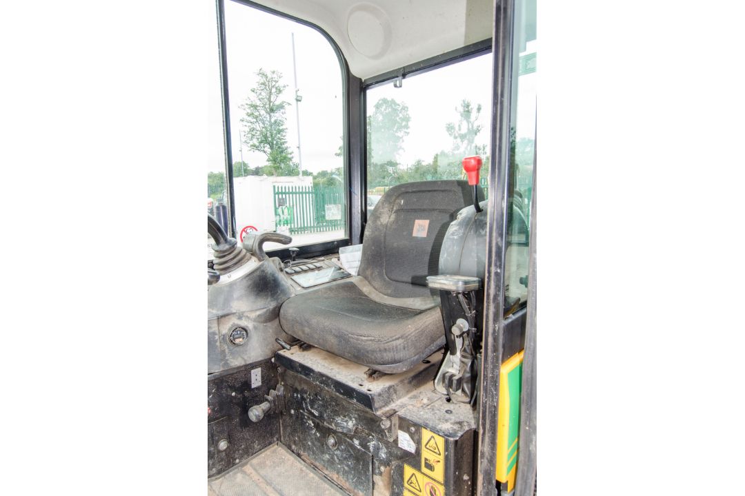JCB 16 C-1 1.6 tonne rubber tracked mini excavator Year: 2018 S/N: 2492725 Recorded Hours: 158 - Image 21 of 26