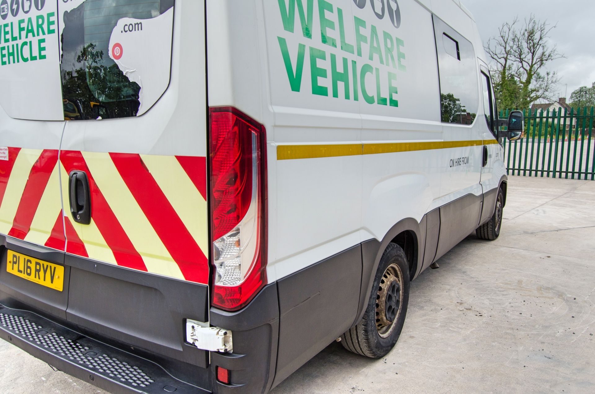 Iveco Daily 35S MWB 2287cc diesel 6 speed manual welfare van Registration Number: PL16 RYV Date of - Image 12 of 36