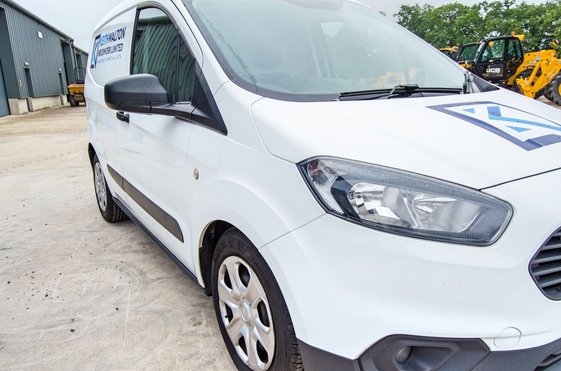 Ford Transit Courier Trend 1499cc TDCi 6 speed manual panel van Registration Number: MK68 ULZ Date - Image 9 of 31