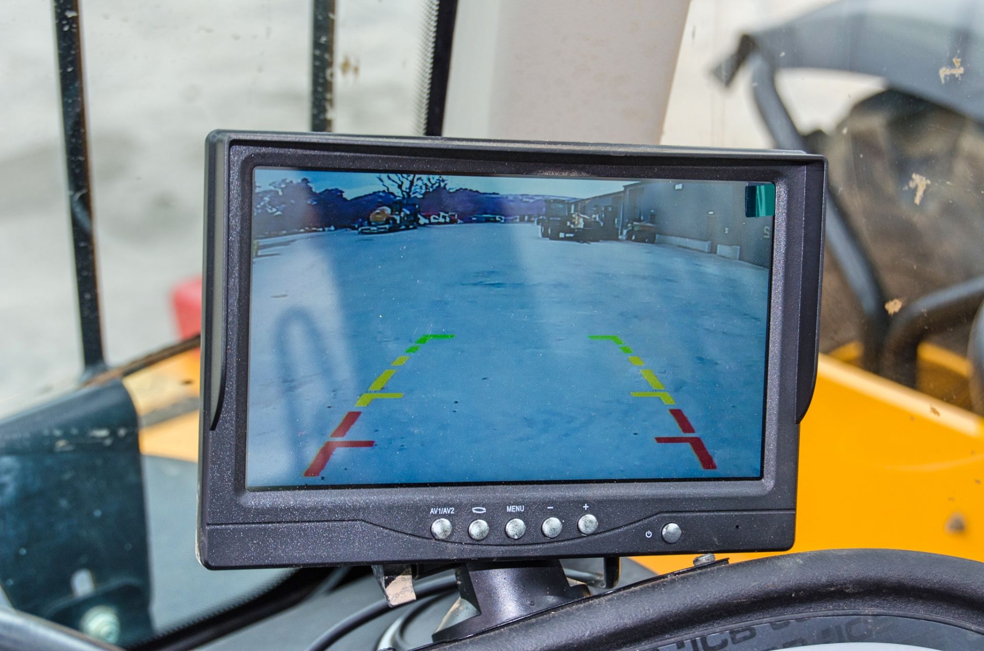 JCB 535-125 Hi-Viz Stage V 12.5 metre telescopic handler Year: 2023 S/N: 3238279 Recorded Hours: - Image 22 of 27