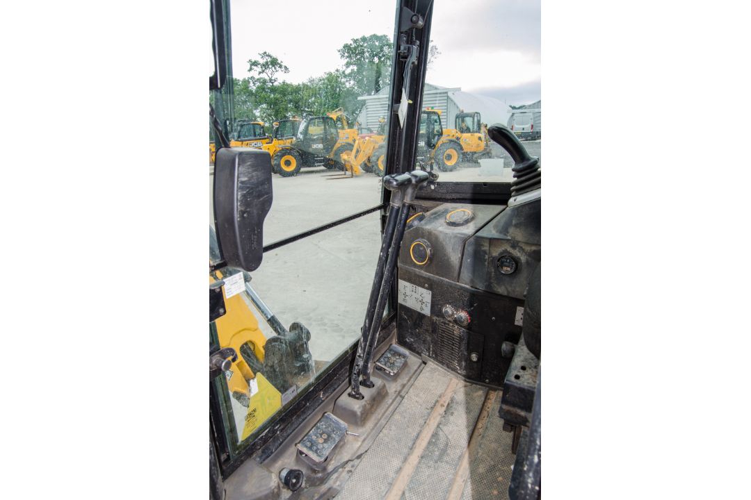 JCB 16 C-1 1.6 tonne rubber tracked mini excavator Year: 2018 S/N: 2492725 Recorded Hours: 158 - Image 22 of 26
