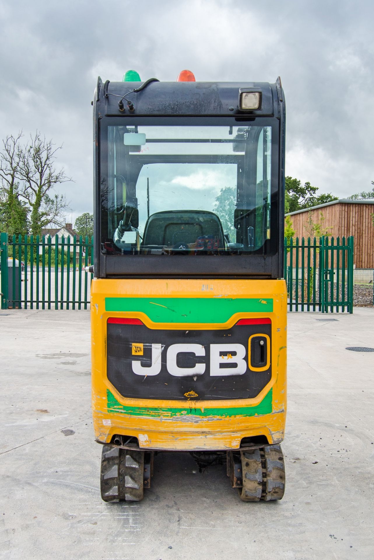 JCB 16 C-1 1.6 tonne rubber tracked mini excavator Year: 2018 S/N: 2492740 Recorded Hours: 1745 - Image 6 of 28