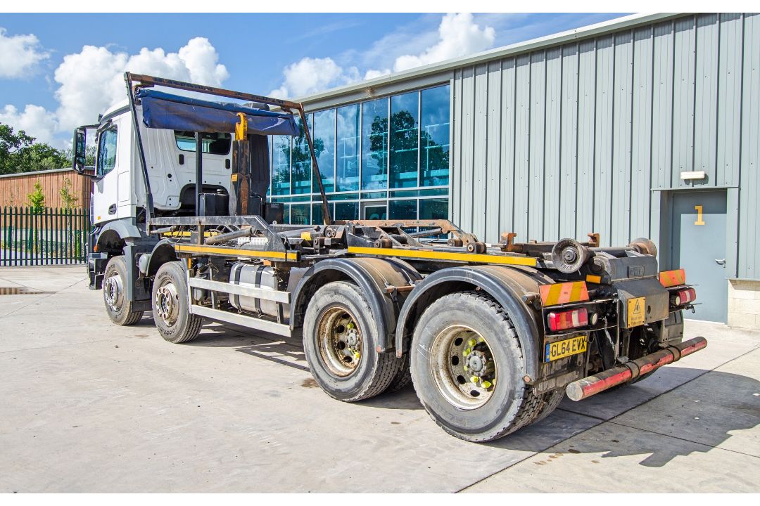Mercedes Benz Arocs Euro 6 32 tonne 8x4 10,677cc automatic roll on/roll off hook loader lorry - Image 3 of 33