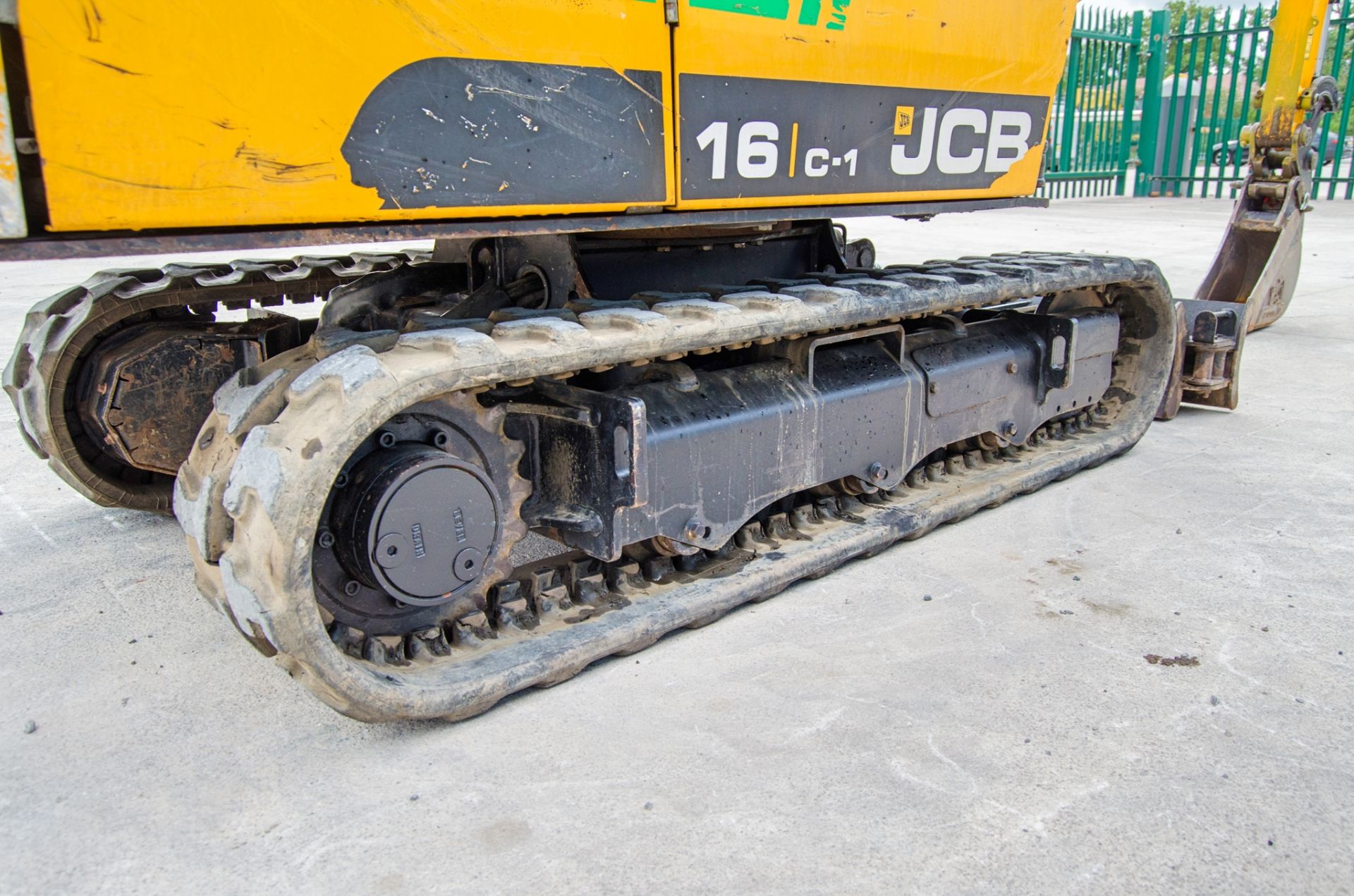 JCB 16 C-1 1.6 tonne rubber tracked mini excavator Year: 2018 S/N: 2492740 Recorded Hours: 1745 - Image 10 of 28
