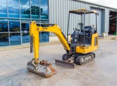 JCB 15 C-1 1.5 tonne rubber tracked excavator Year of manufacture: 2018 Year of model: 2019 S/N: