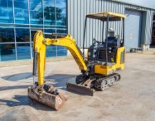 JCB 15 C-1 1.5 tonne rubber tracked excavator Year of manufacture: 2018 Year of model: 2019 S/N: